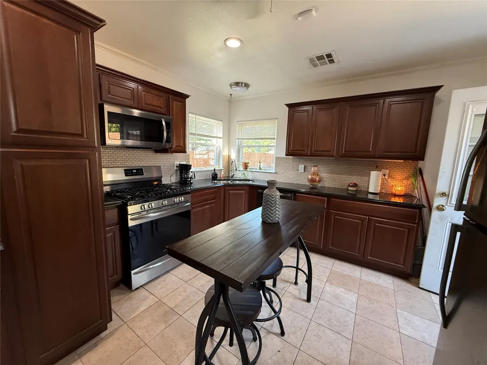 1624 Boston Avenue Tulsa, OK 74106