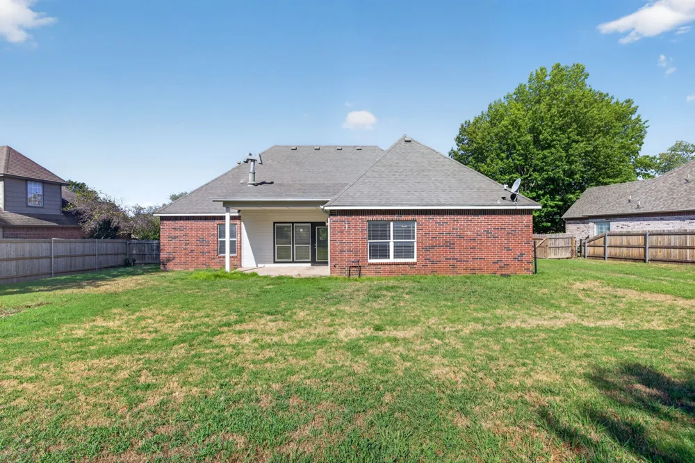 9303 103rd EastAvenue Owasso, OK 74055