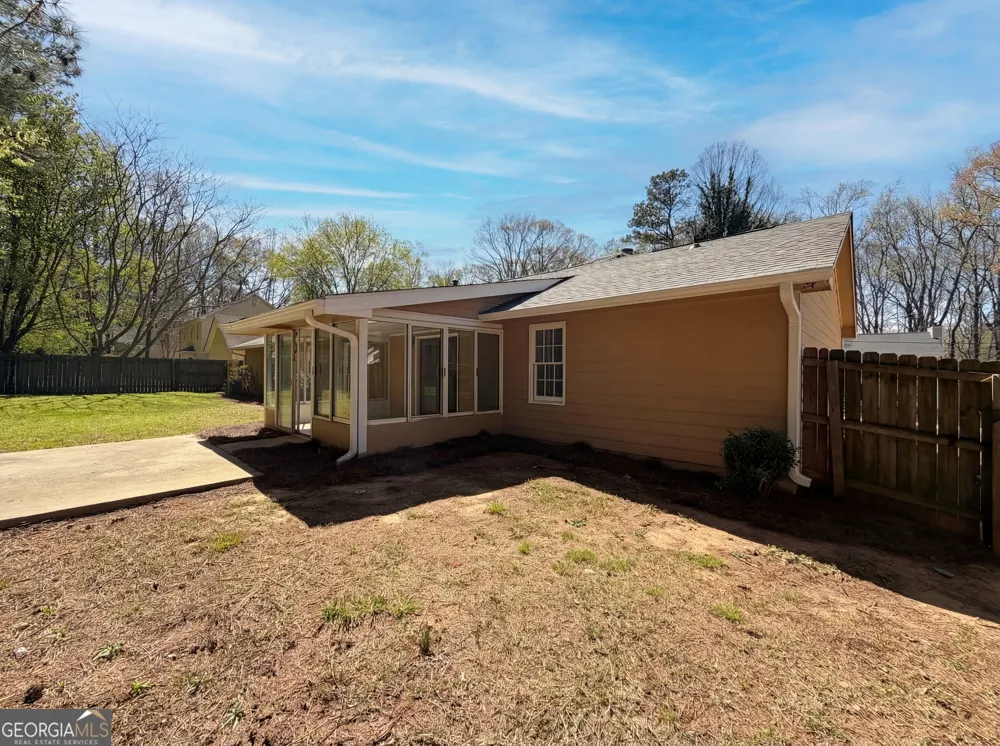 5003 Henson DR SW Mableton, GA 30126
