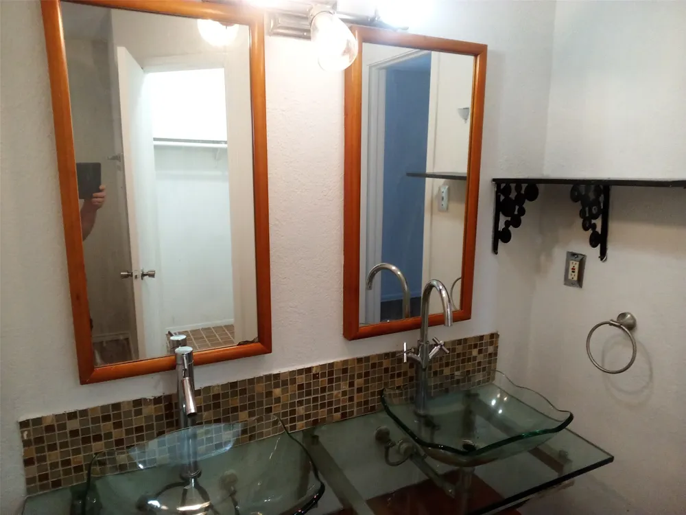 1904 Krizan Avenue Austin, TX 78727