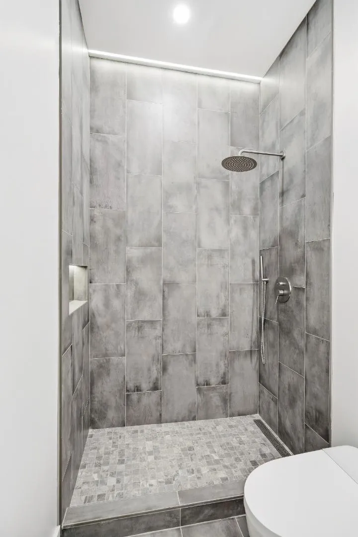 202 Thompson Avenue Mountain View, CA 94043