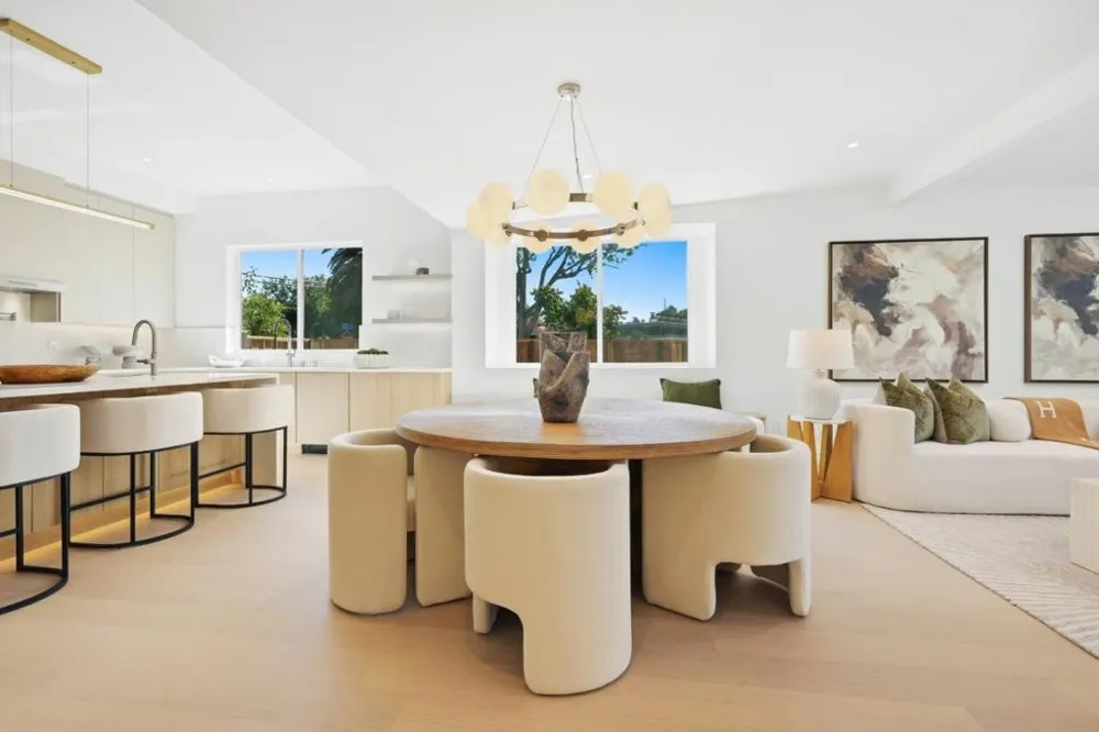 202 Thompson Avenue Mountain View, CA 94043