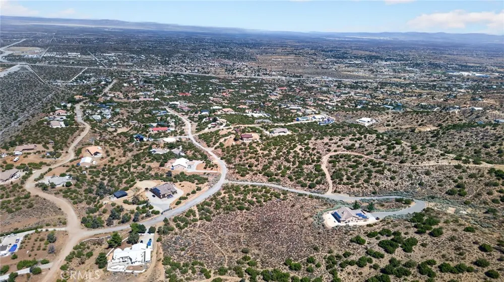 Valley Court Pinon Hills, CA 92372
