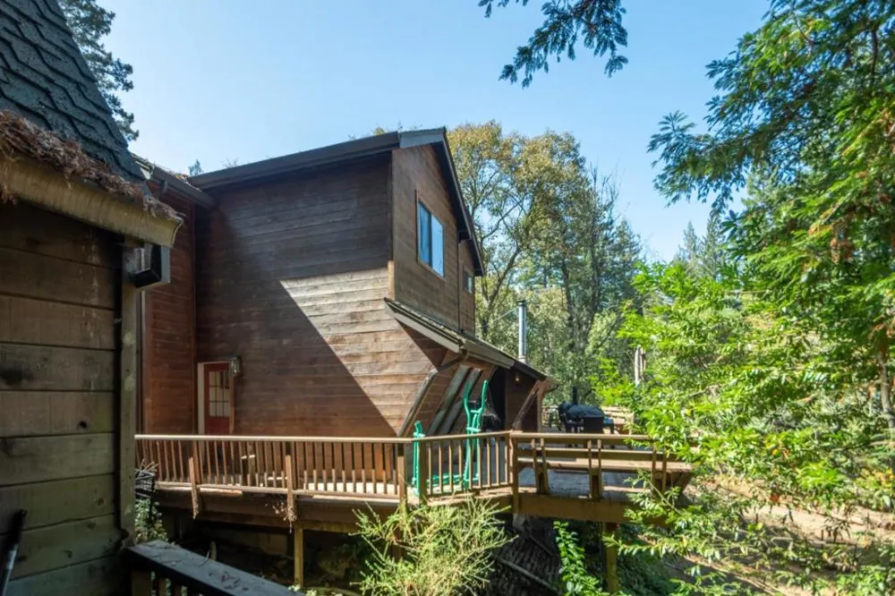 17368 Melody Lane Los Gatos, CA 95033