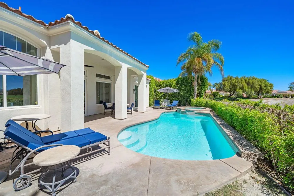 71 Via Las Flores Rancho Mirage, CA 92270