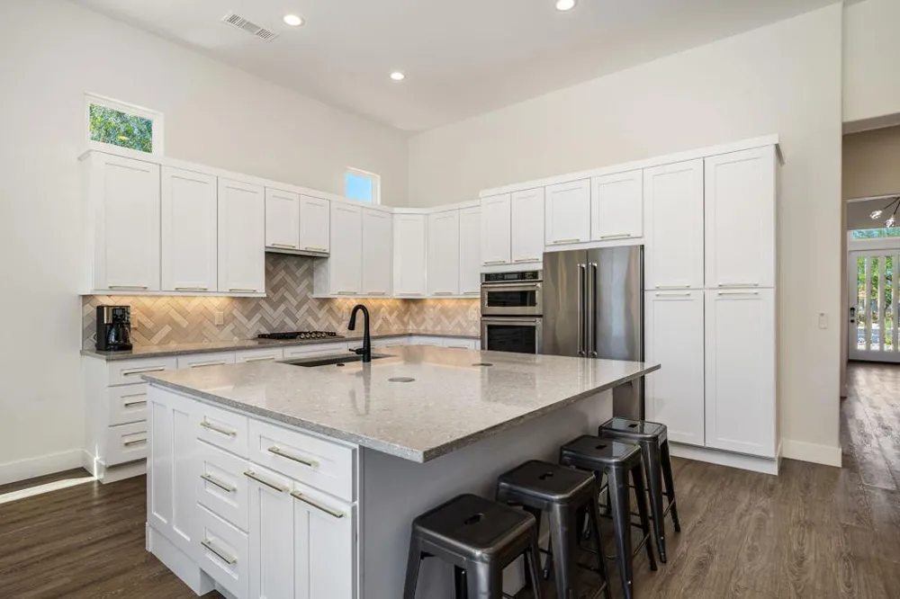 71 Via Las Flores Rancho Mirage, CA 92270