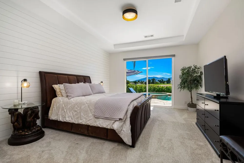 71 Via Las Flores Rancho Mirage, CA 92270