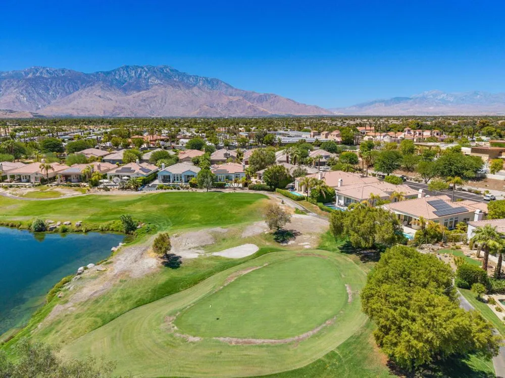 71 Via Las Flores Rancho Mirage, CA 92270
