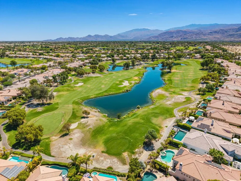 71 Via Las Flores Rancho Mirage, CA 92270