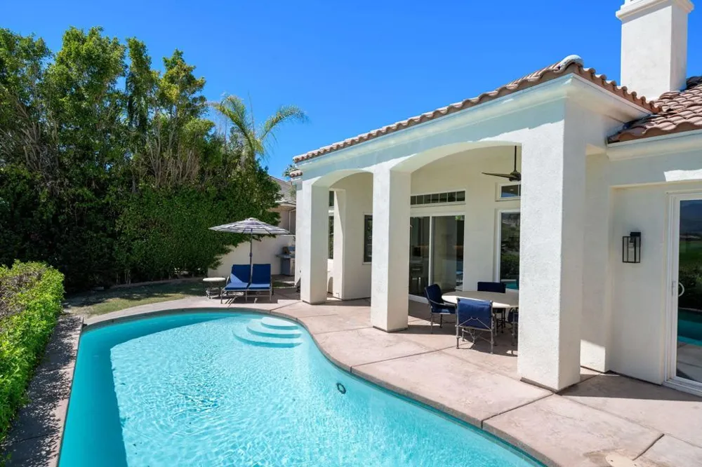 71 Via Las Flores Rancho Mirage, CA 92270