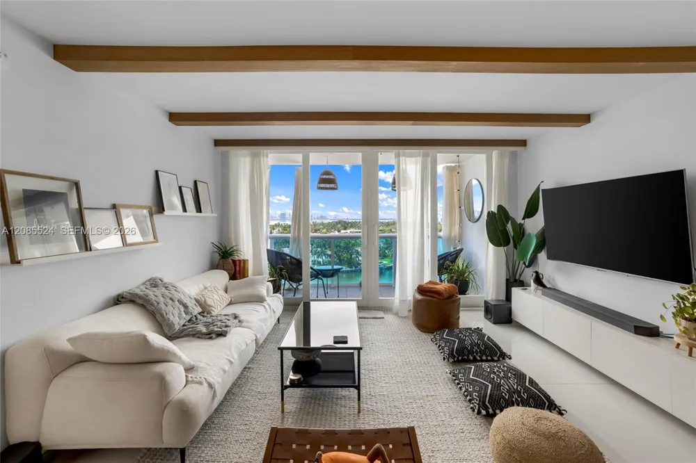 6770 Indian Creek Dr #11E Miami Beach, FL 33141