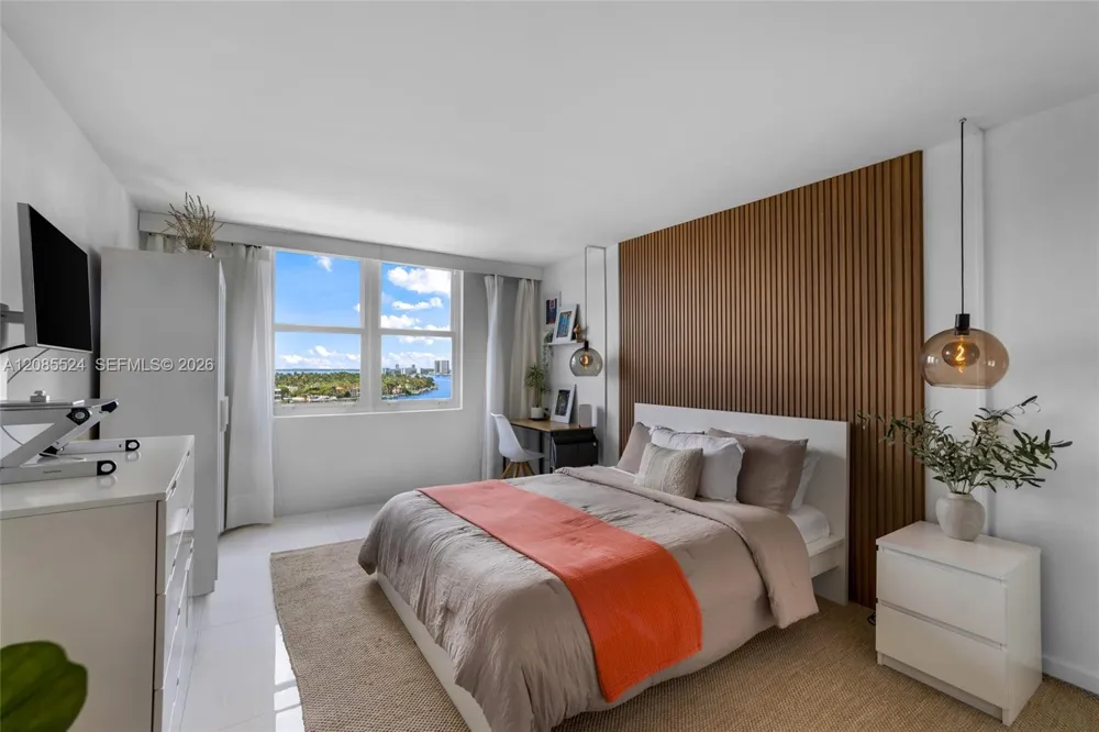 6770 Indian Creek Dr #11E Miami Beach, FL 33141