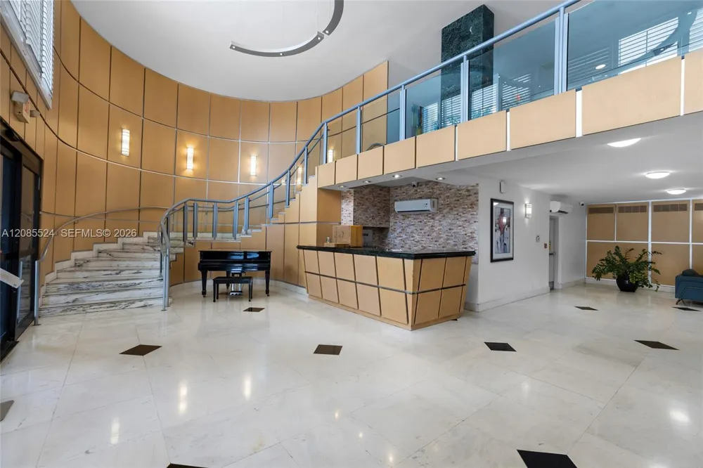 6770 Indian Creek Dr #11E Miami Beach, FL 33141