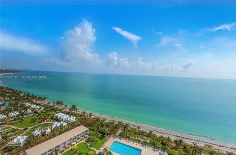881 Ocean Dr #22A