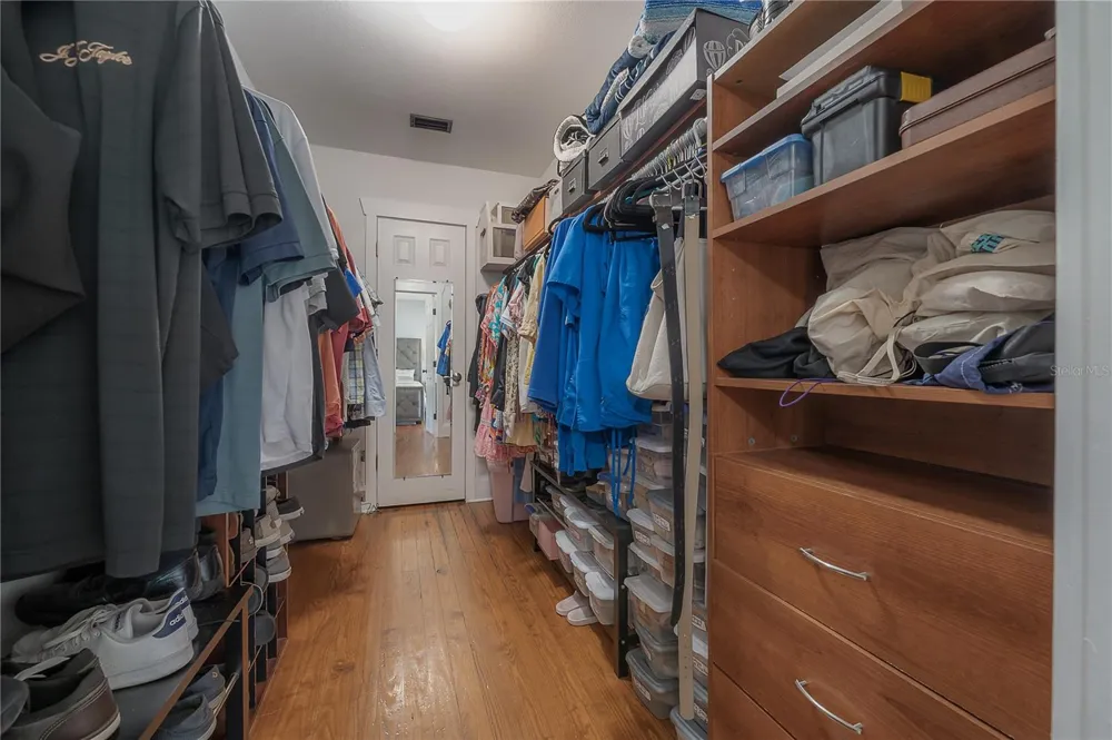 203 W FRIERSON AVENUE Tampa, FL 33603