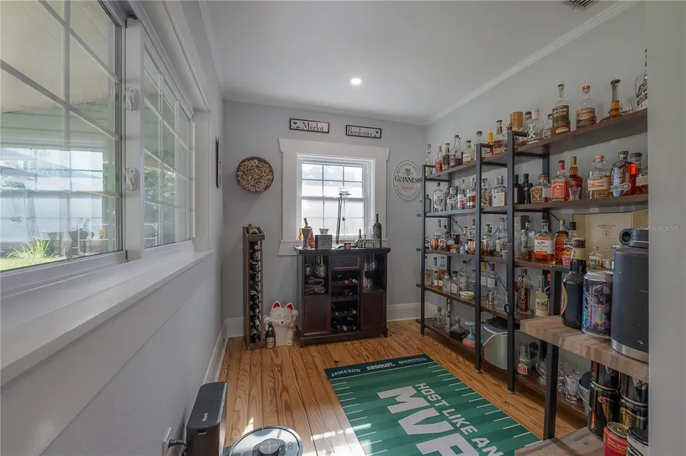 203 W FRIERSON AVENUE Tampa, FL 33603