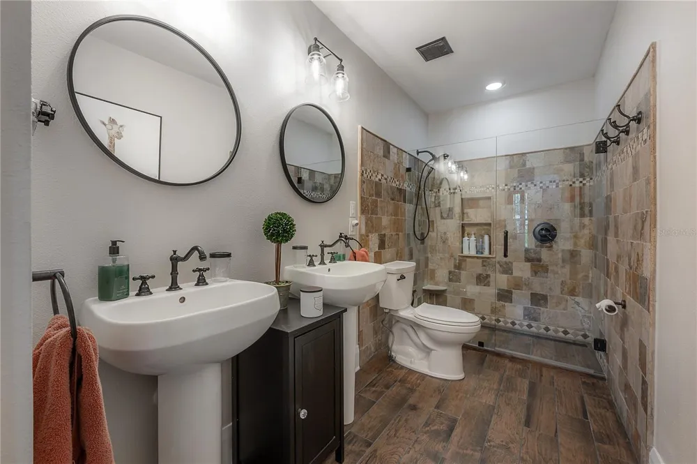 203 W FRIERSON AVENUE Tampa, FL 33603