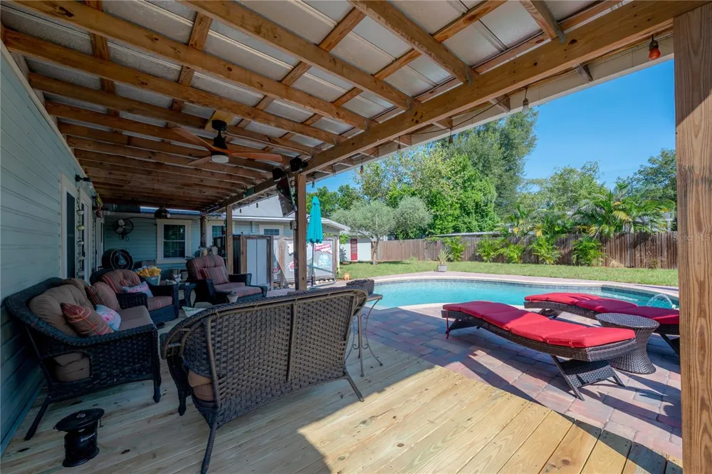 203 W FRIERSON AVENUE Tampa, FL 33603