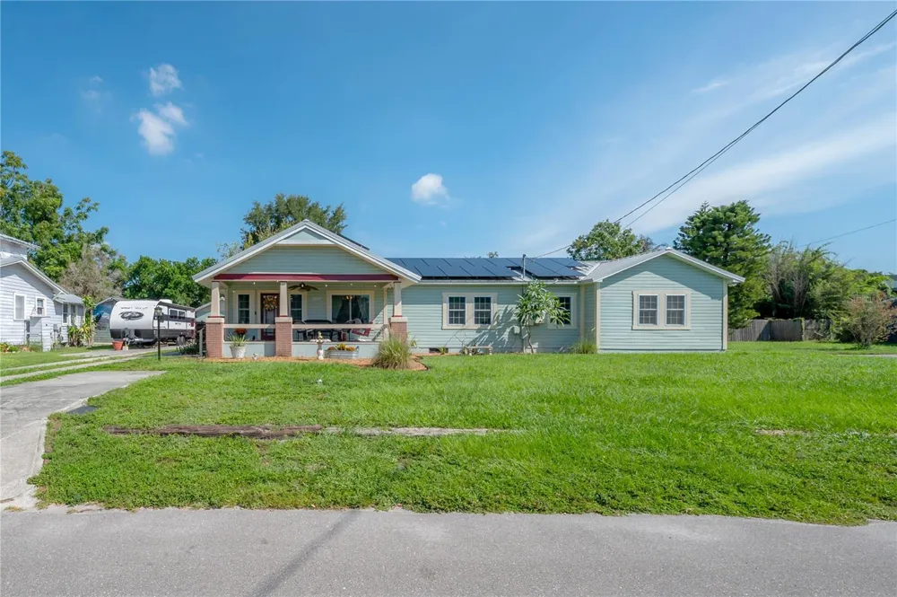 203 W FRIERSON AVENUE Tampa, FL 33603