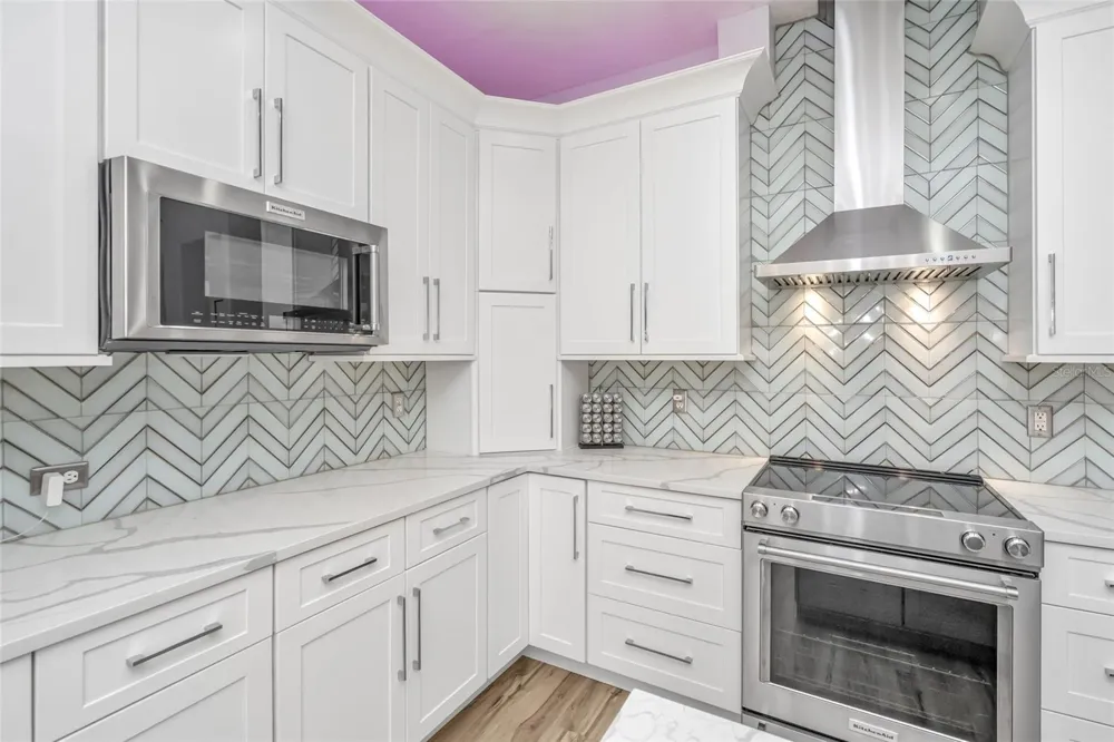 16214 MUIRFIELD DRIVE Odessa, FL 33556