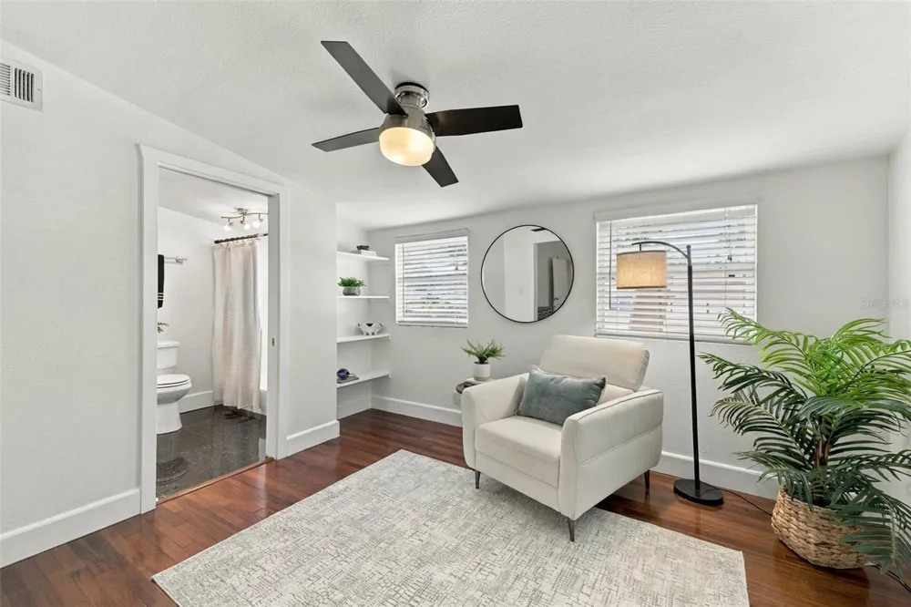 714 W PENINSULAR STREET Tampa, FL 33603