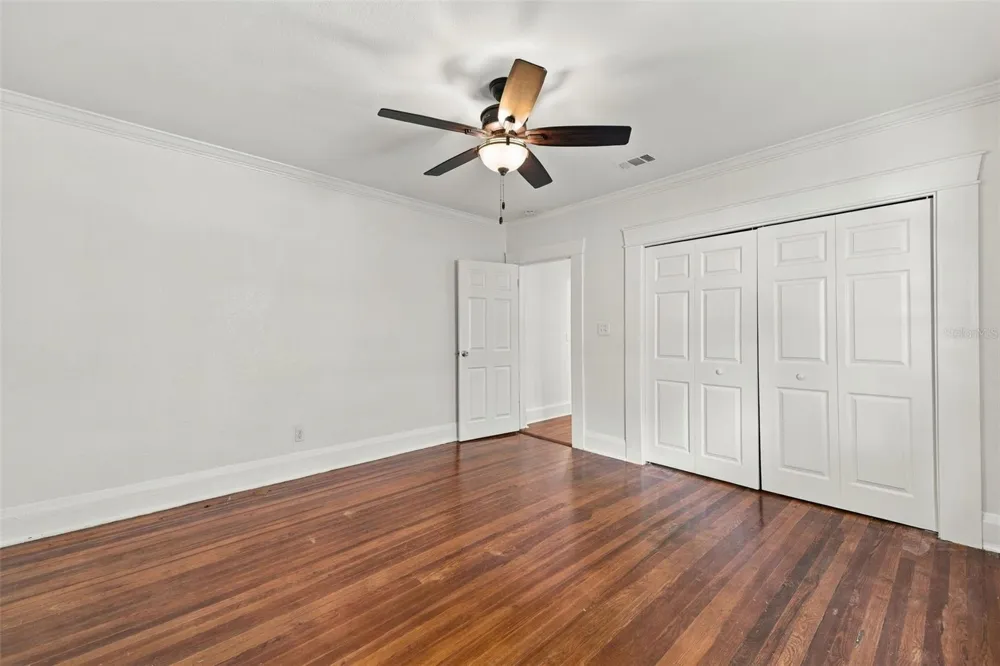714 W PENINSULAR STREET Tampa, FL 33603