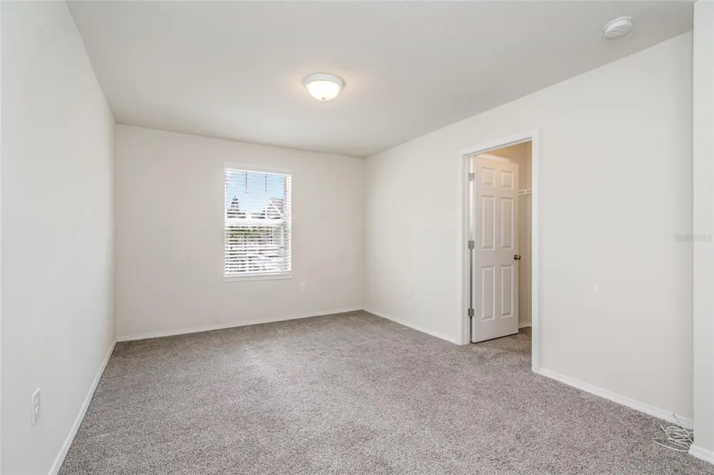 4714 WHITE SANDERLING COURT Tampa, FL 33619