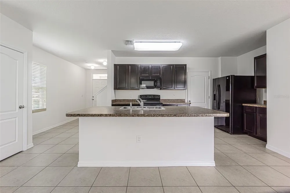 10536 WHISPERING HAMMOCK DRIVE Riverview, FL 33578