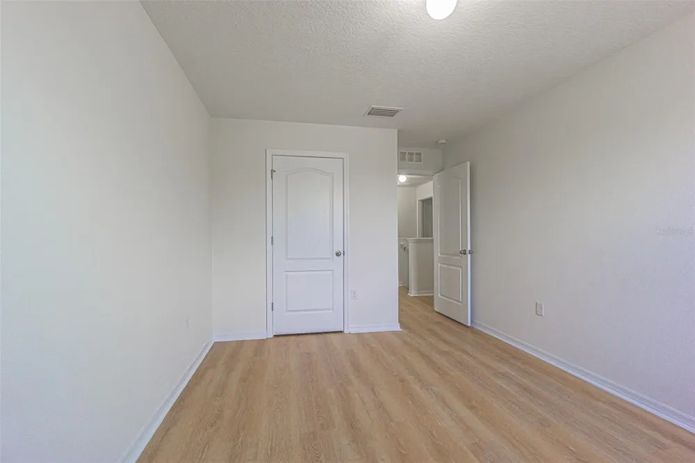 10536 WHISPERING HAMMOCK DRIVE Riverview, FL 33578