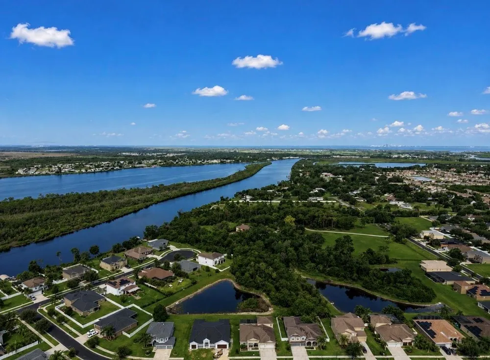 2413 ALLEGHENY VALLEY STREET Ruskin, FL 33570