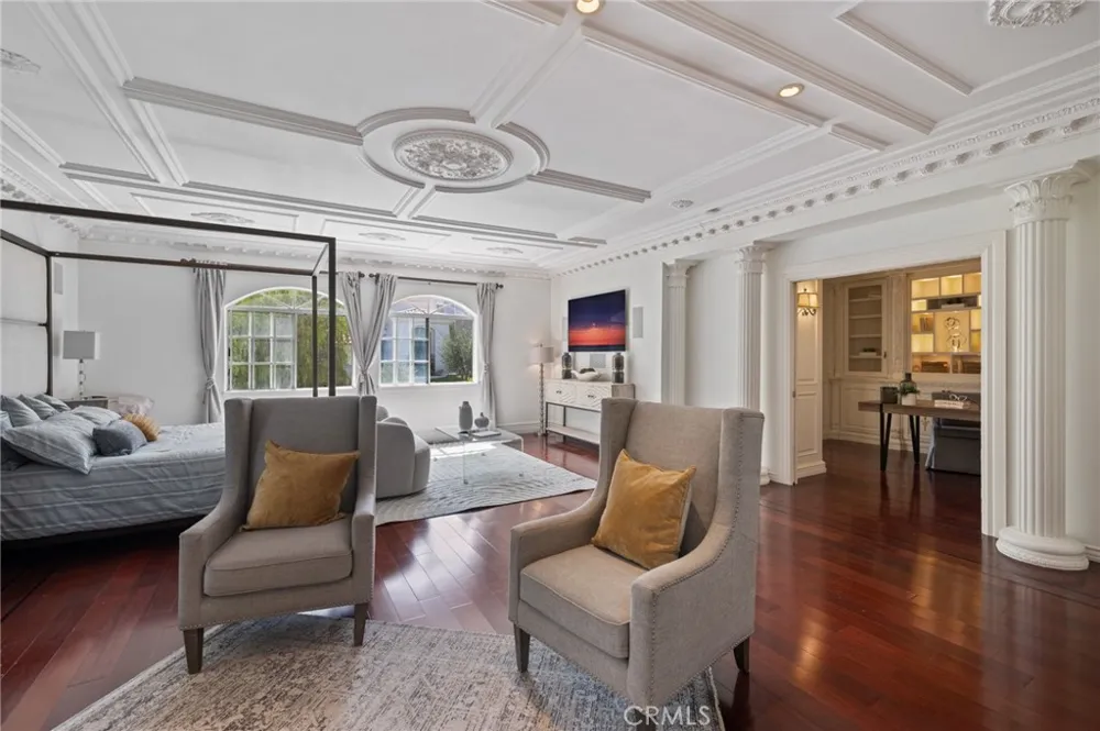 1619 6th Manhattan Beach, CA 90266