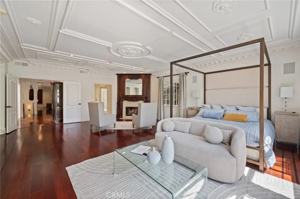 1619 6th Manhattan Beach, CA 90266