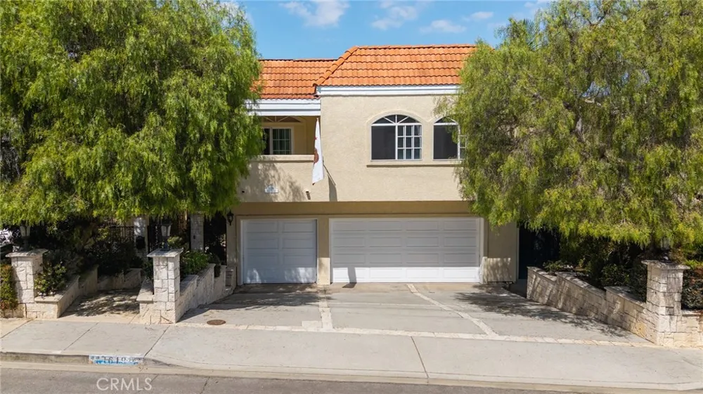 1619 6th Manhattan Beach, CA 90266