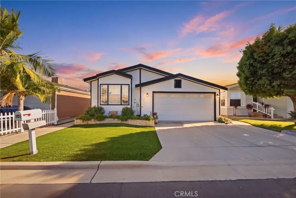 7271 Katella #101 Stanton, CA 90680