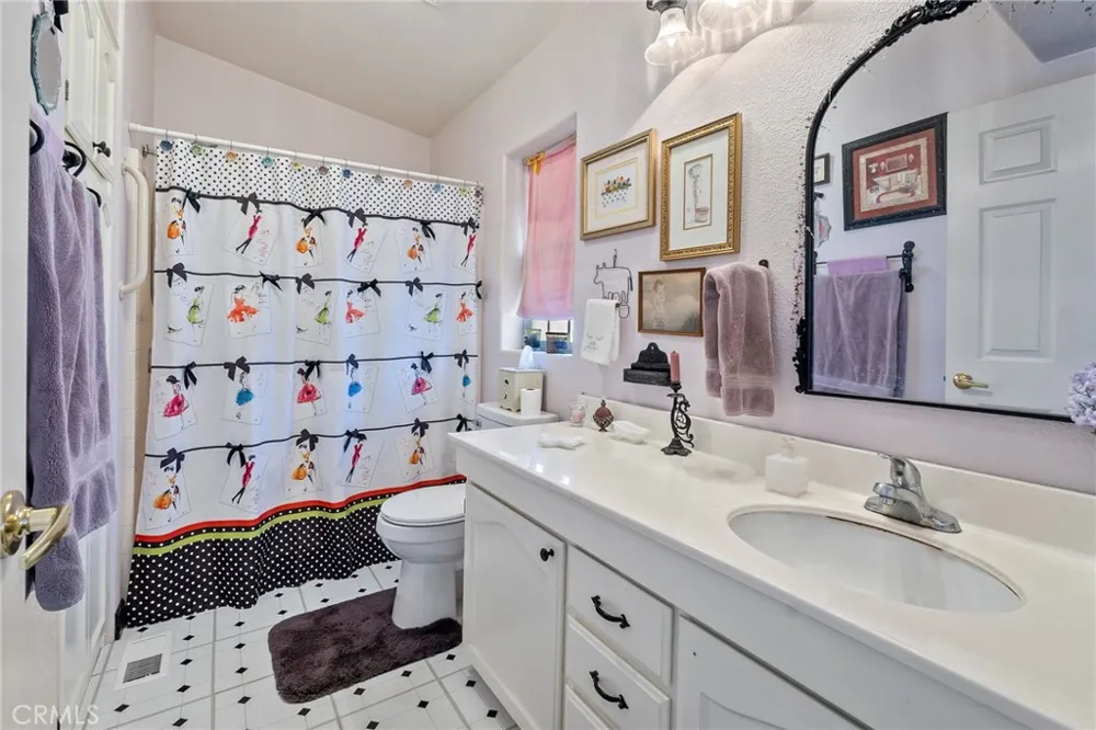 7271 Katella #101 Stanton, CA 90680