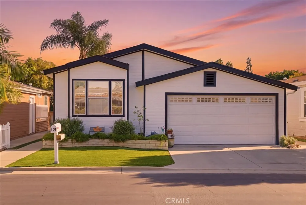 7271 Katella #101 Stanton, CA 90680