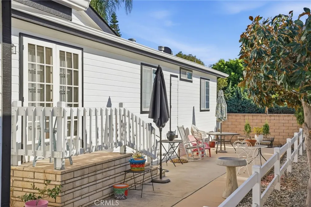 7271 Katella #101 Stanton, CA 90680
