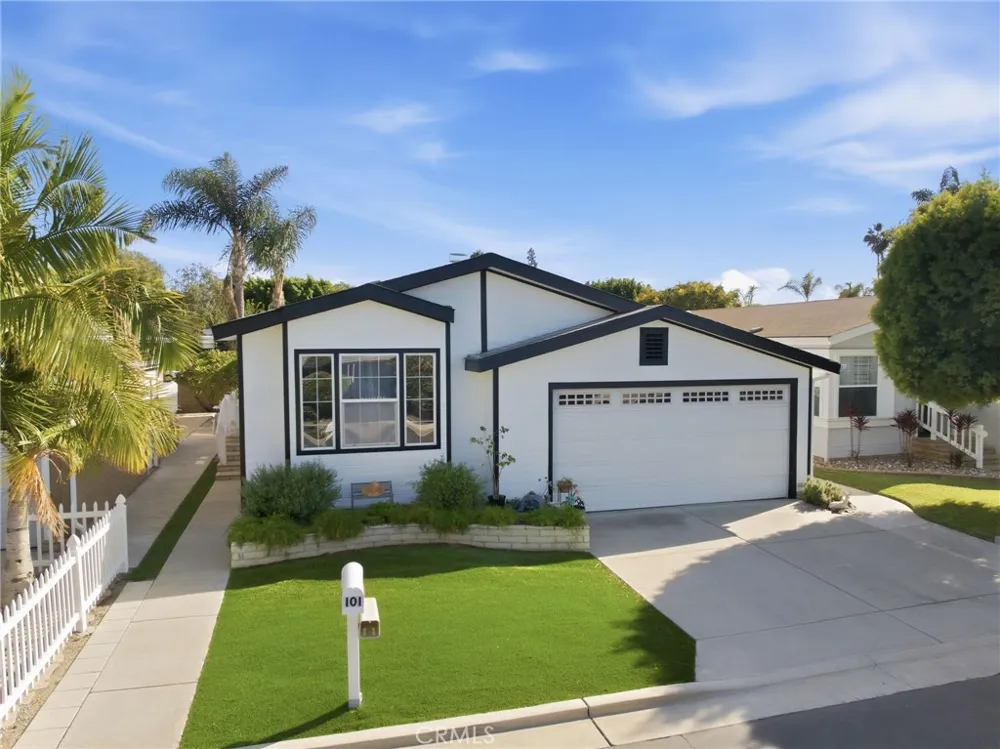 7271 Katella #101 Stanton, CA 90680