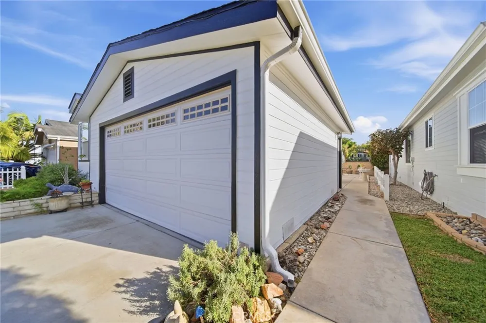 7271 Katella #101 Stanton, CA 90680