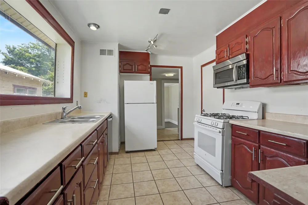 331 Xanthus Avenue Tulsa, OK 74104