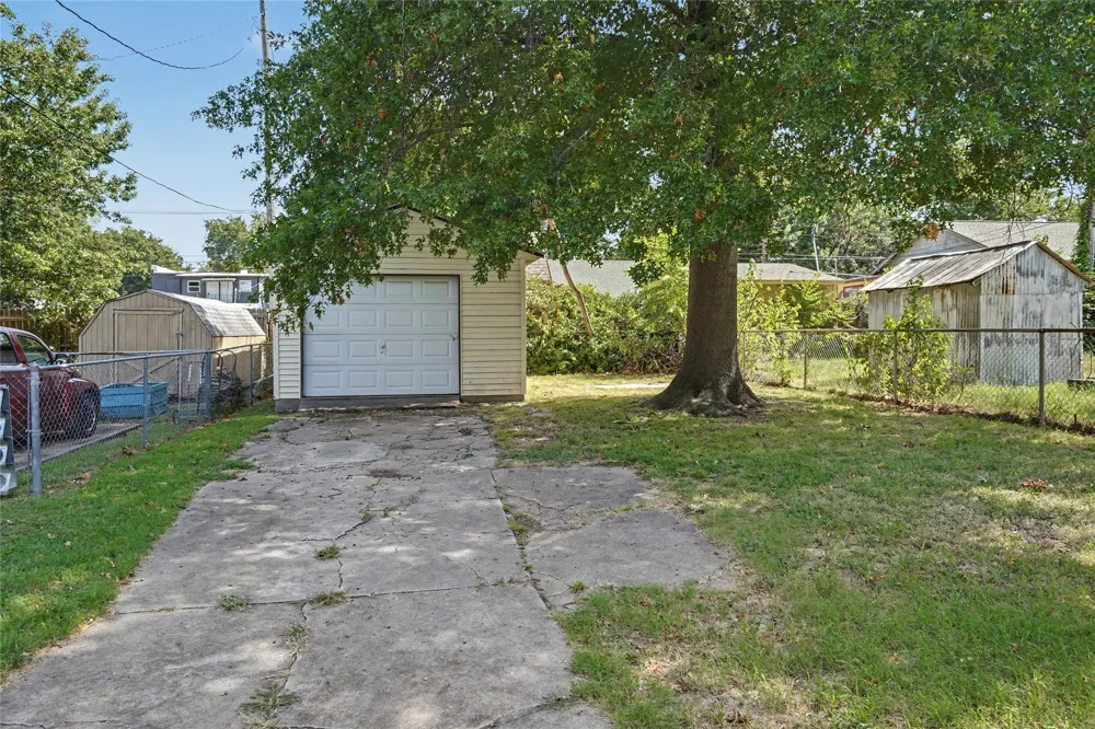331 Xanthus Avenue Tulsa, OK 74104