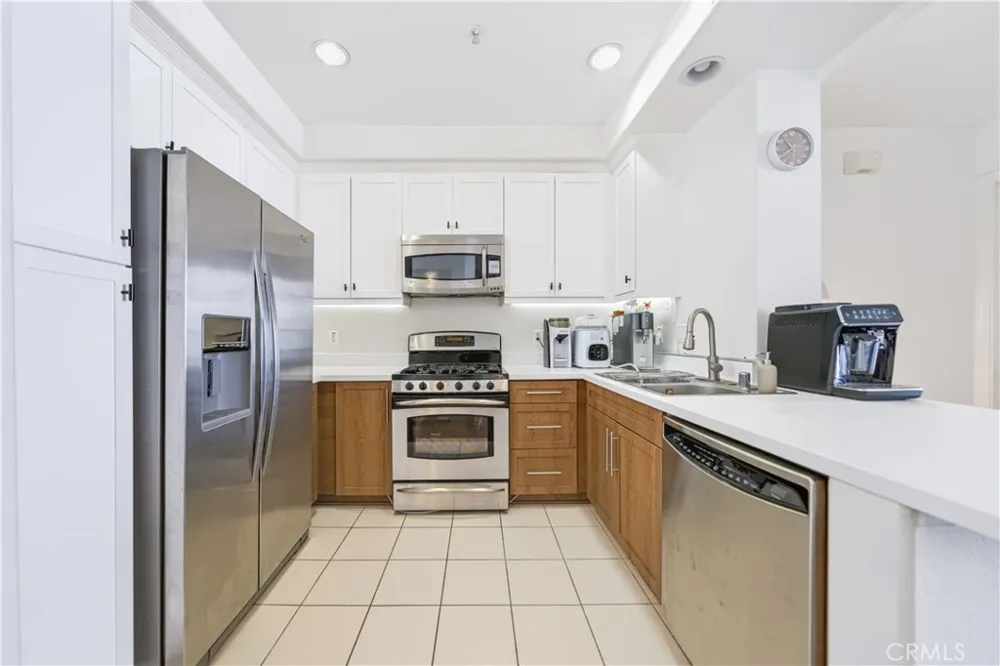 360 W Avenue 26 Los Angeles, CA 90031