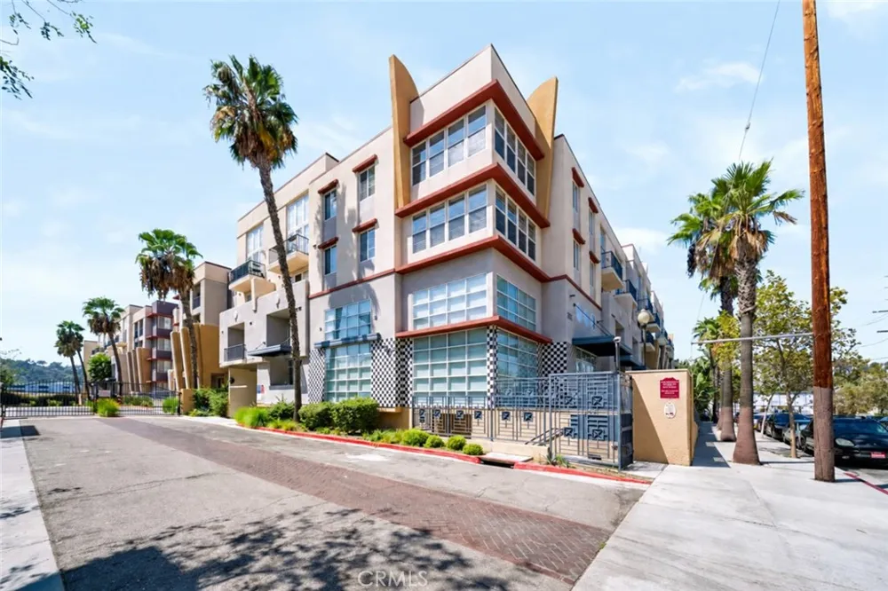360 W Avenue 26 Los Angeles, CA 90031