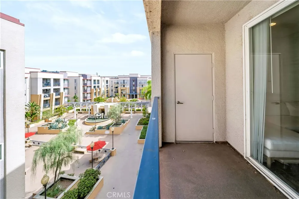 360 W Avenue 26 Los Angeles, CA 90031