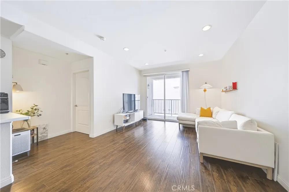 360 W Avenue 26 Los Angeles, CA 90031