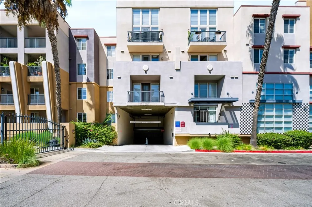 360 W Avenue 26 Los Angeles, CA 90031