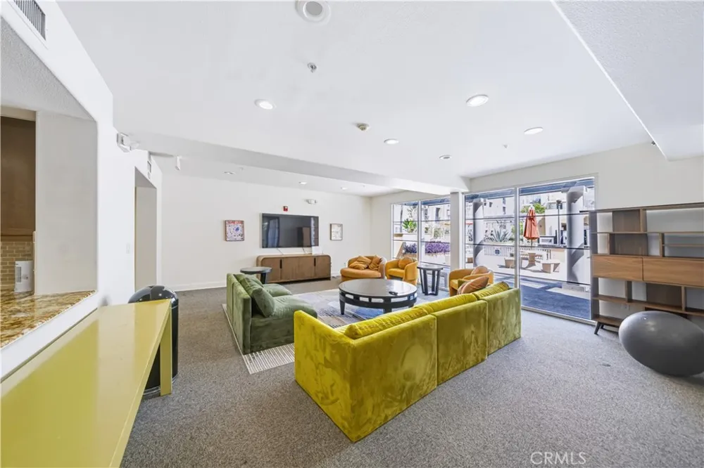 360 W Avenue 26 Los Angeles, CA 90031