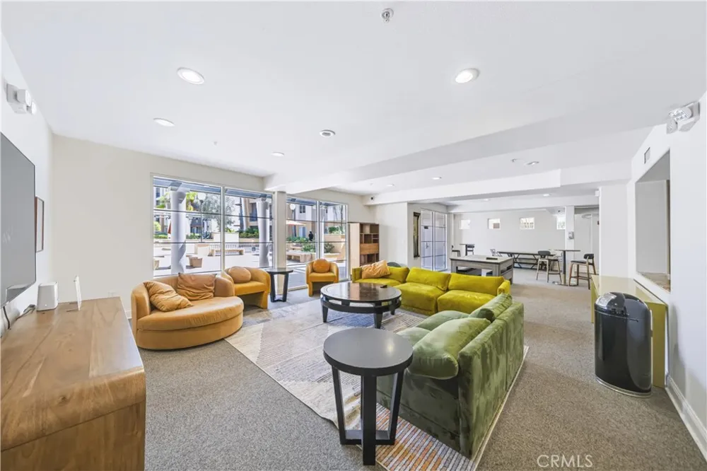 360 W Avenue 26 Los Angeles, CA 90031