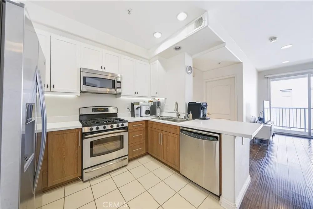360 W Avenue 26 Los Angeles, CA 90031