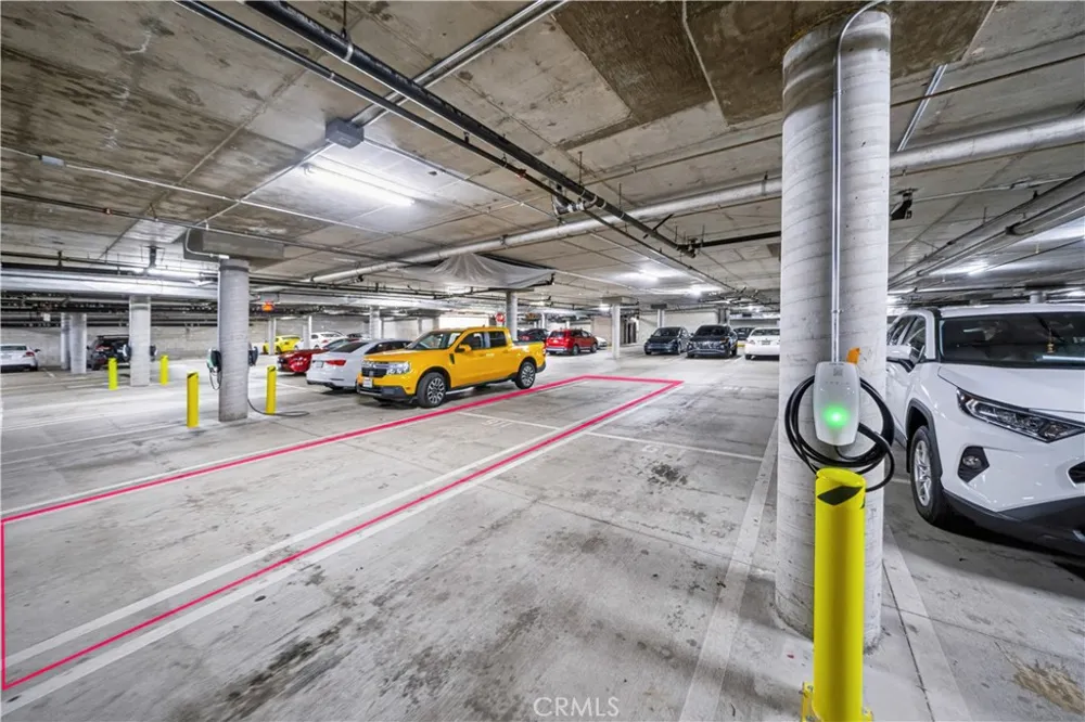 360 W Avenue 26 Los Angeles, CA 90031